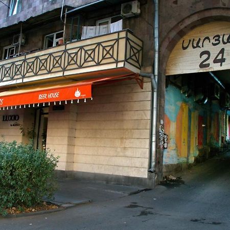 Apartment On Saryan 24 Jerevan Eksteriør billede