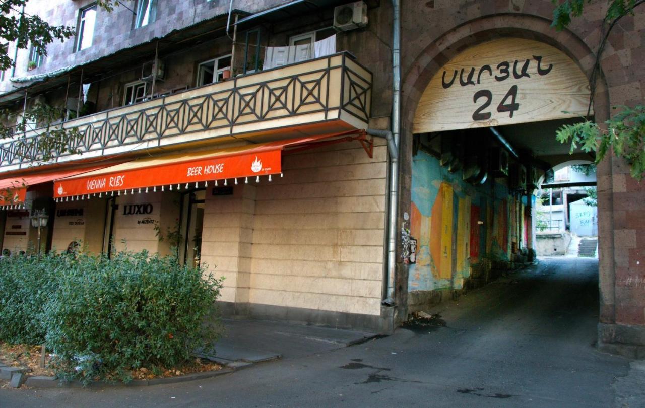 Apartment On Saryan 24 Jerevan Eksteriør billede